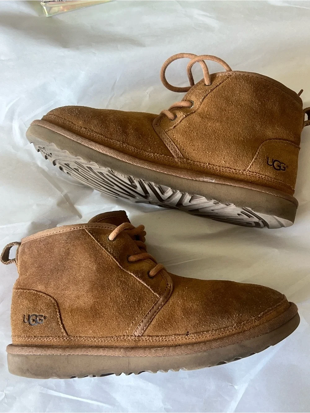 UGG Men’s Suede Chukka Boot - Chestnut Tan